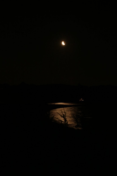 Oakland Beach toward the East as the moon was rising. Much darker.